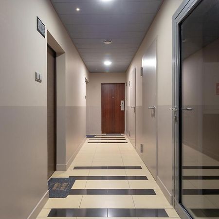 Grzybowska Platinum Apartment Tower A Варшава Екстер'єр фото