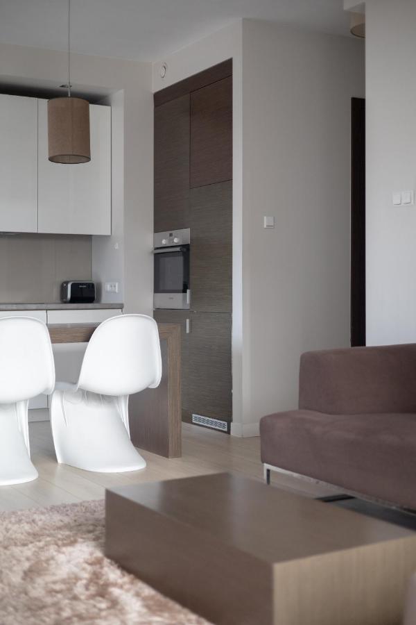 Grzybowska Platinum Apartment Tower A Варшава Екстер'єр фото