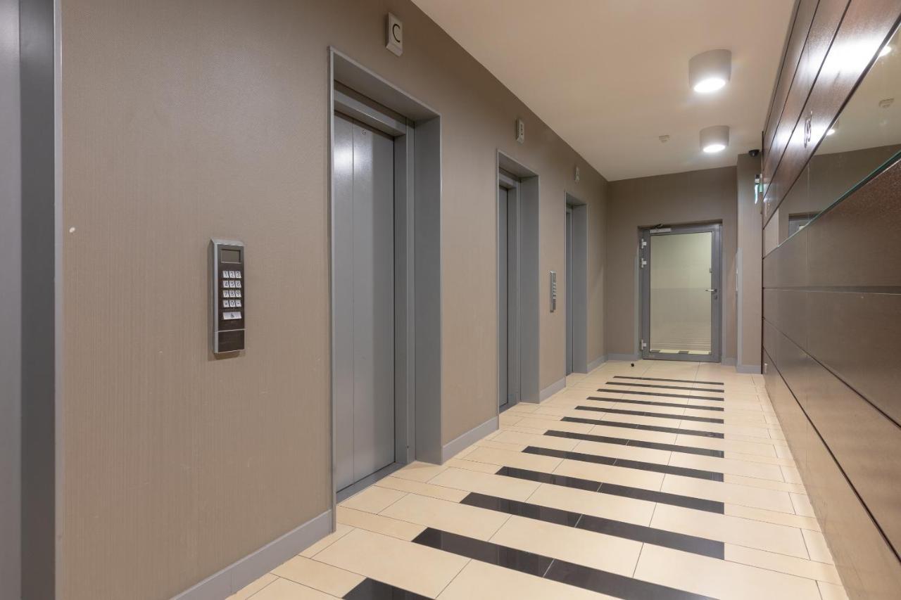 Grzybowska Platinum Apartment Tower A Варшава Екстер'єр фото